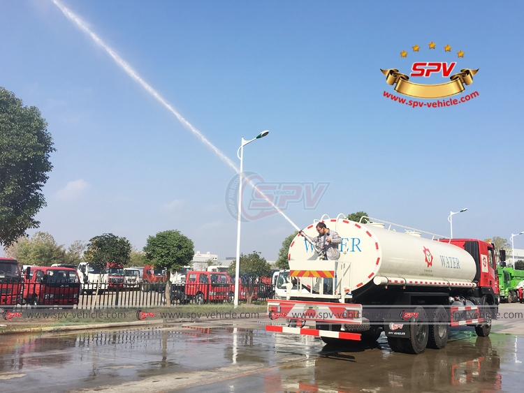 Water Spraying Truck IVECO - Water Cannon Shooting